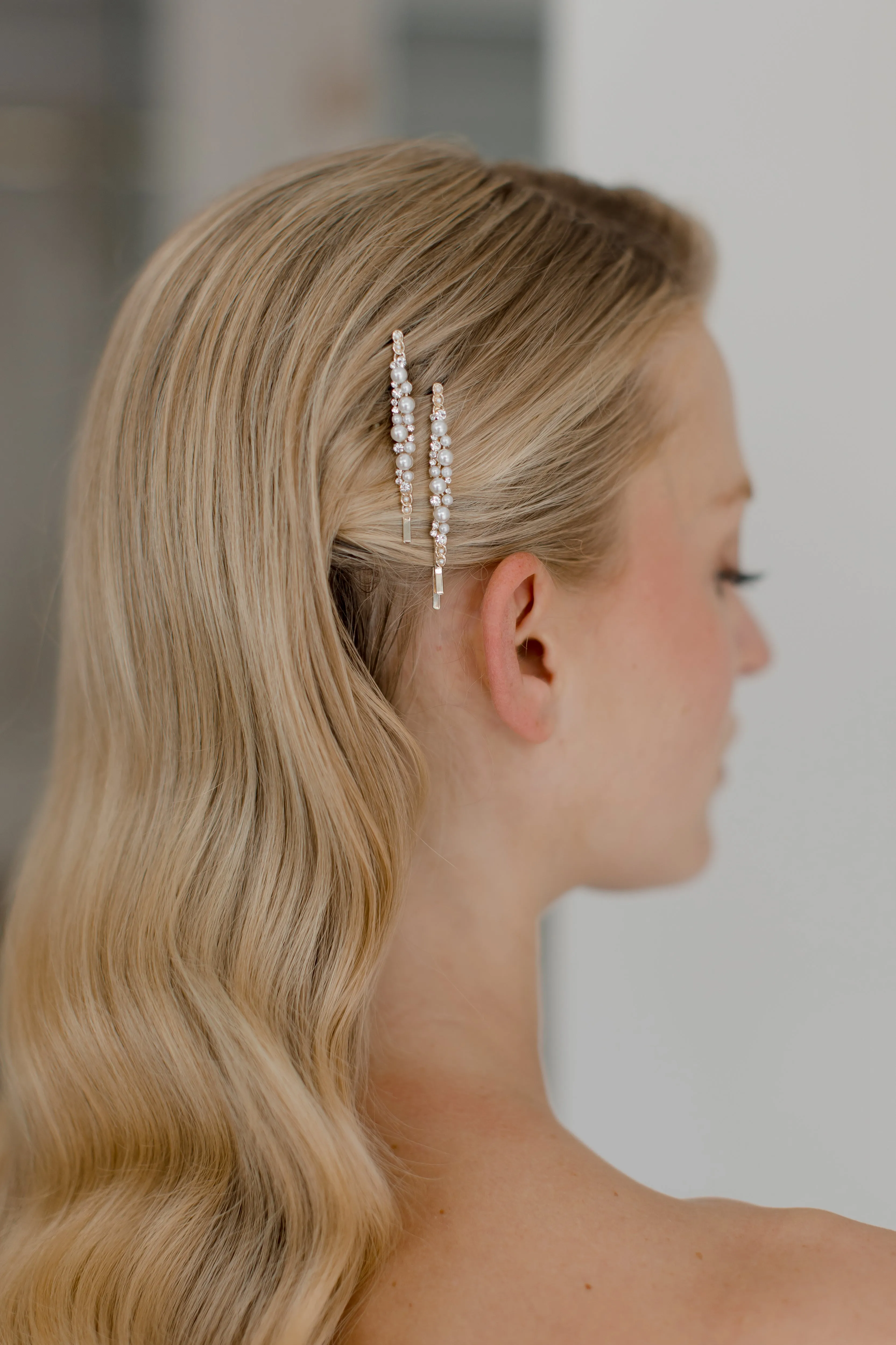 Aliya - Pearl and Crystal Bridal Hair Pins