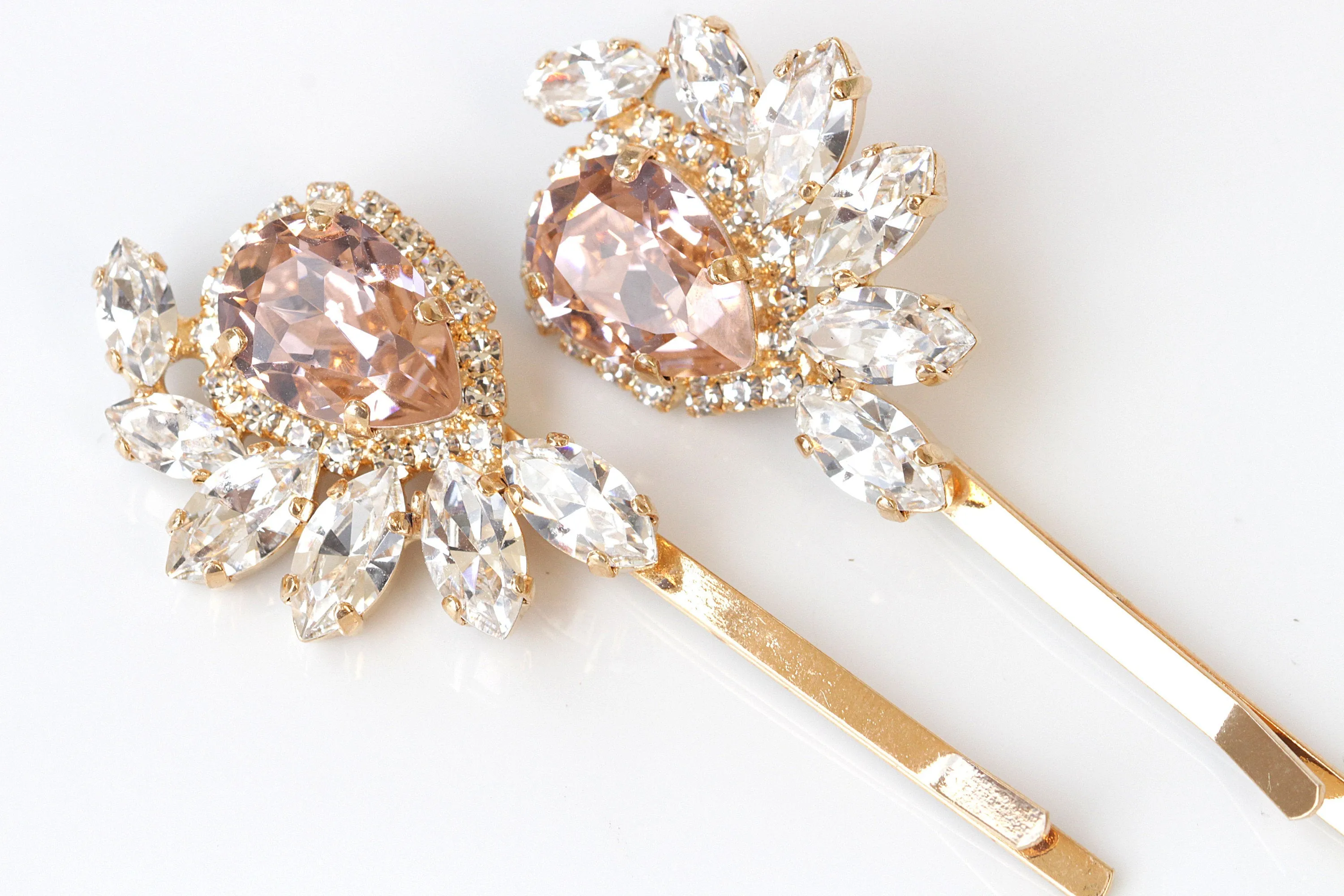 BLUSH BOBBY PINS