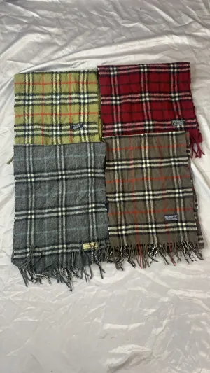 Burberry Scarves / Mufflers