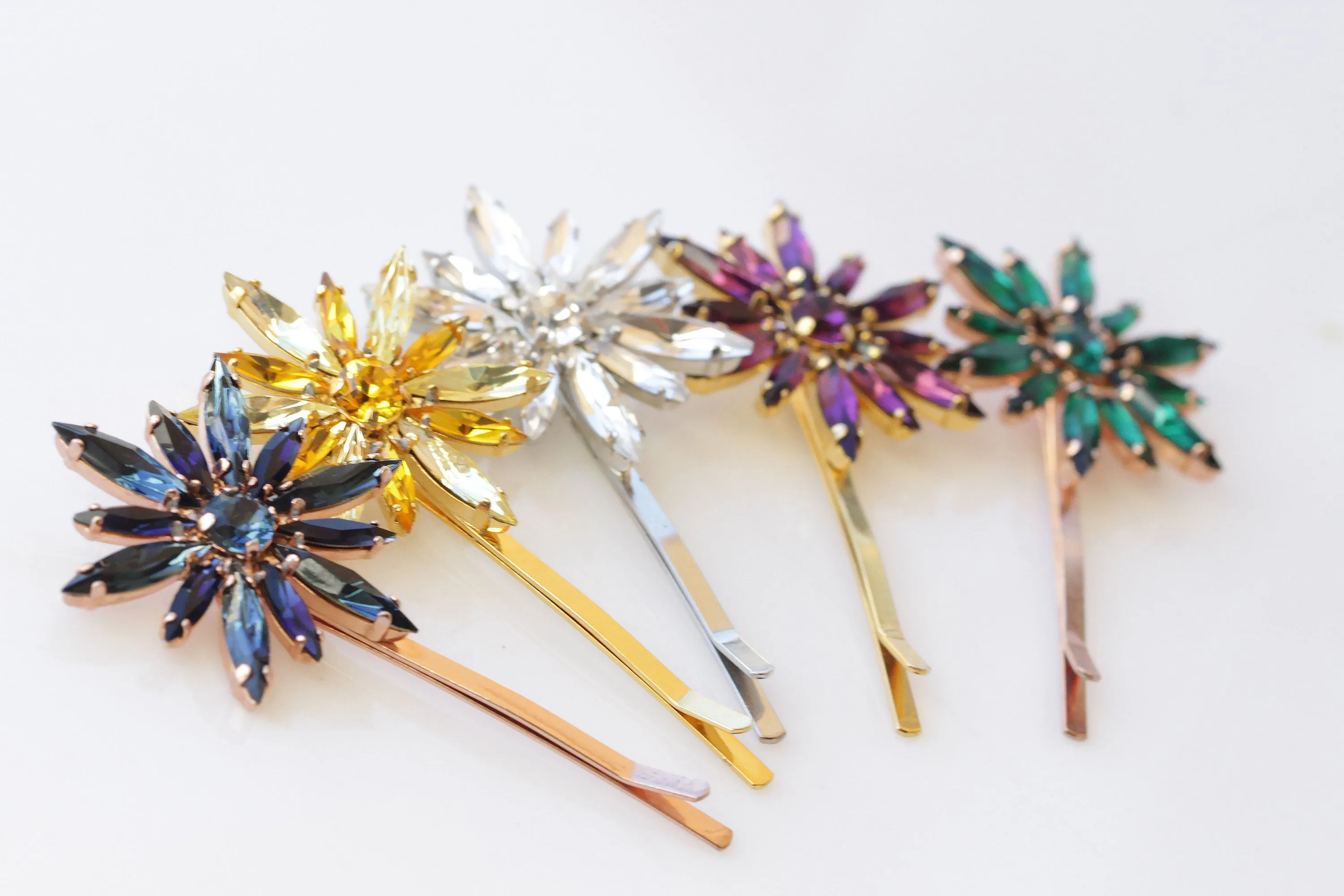 FLOWERS BOBBY PINS