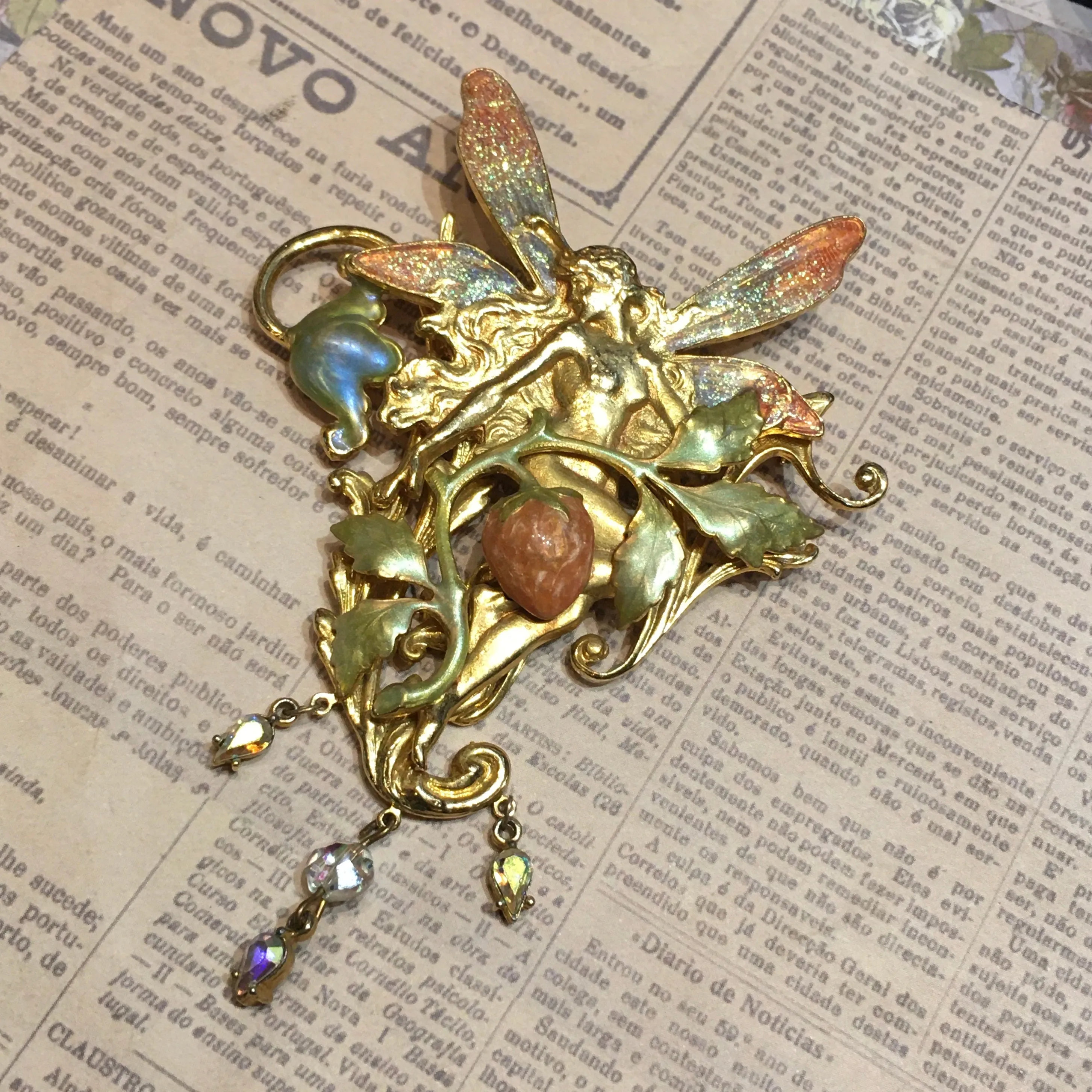 Kirks Folly Fairy Flower Vintage Brooch Gold