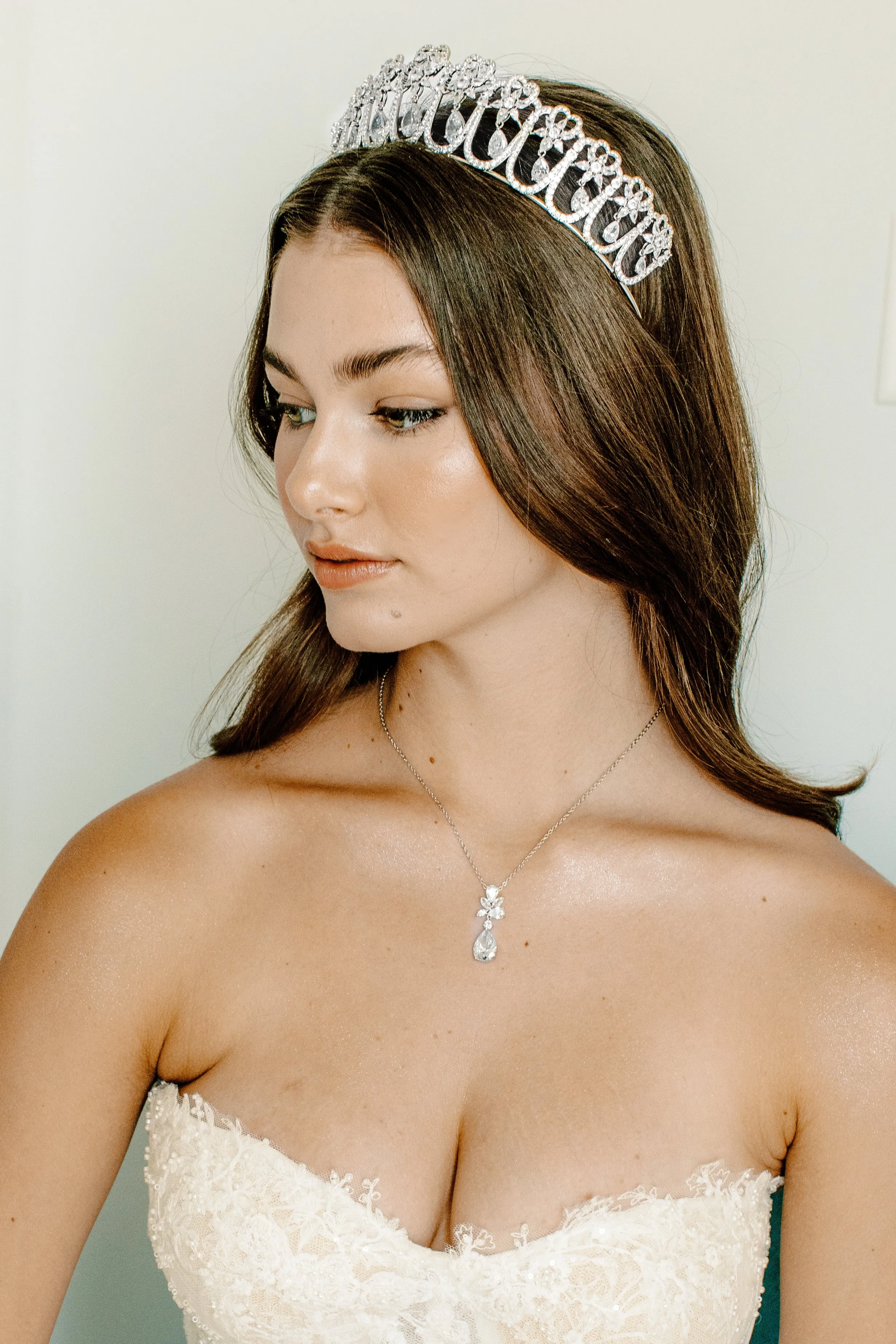 LOVERS KNOT Tiara - All Simulated Diamond Version