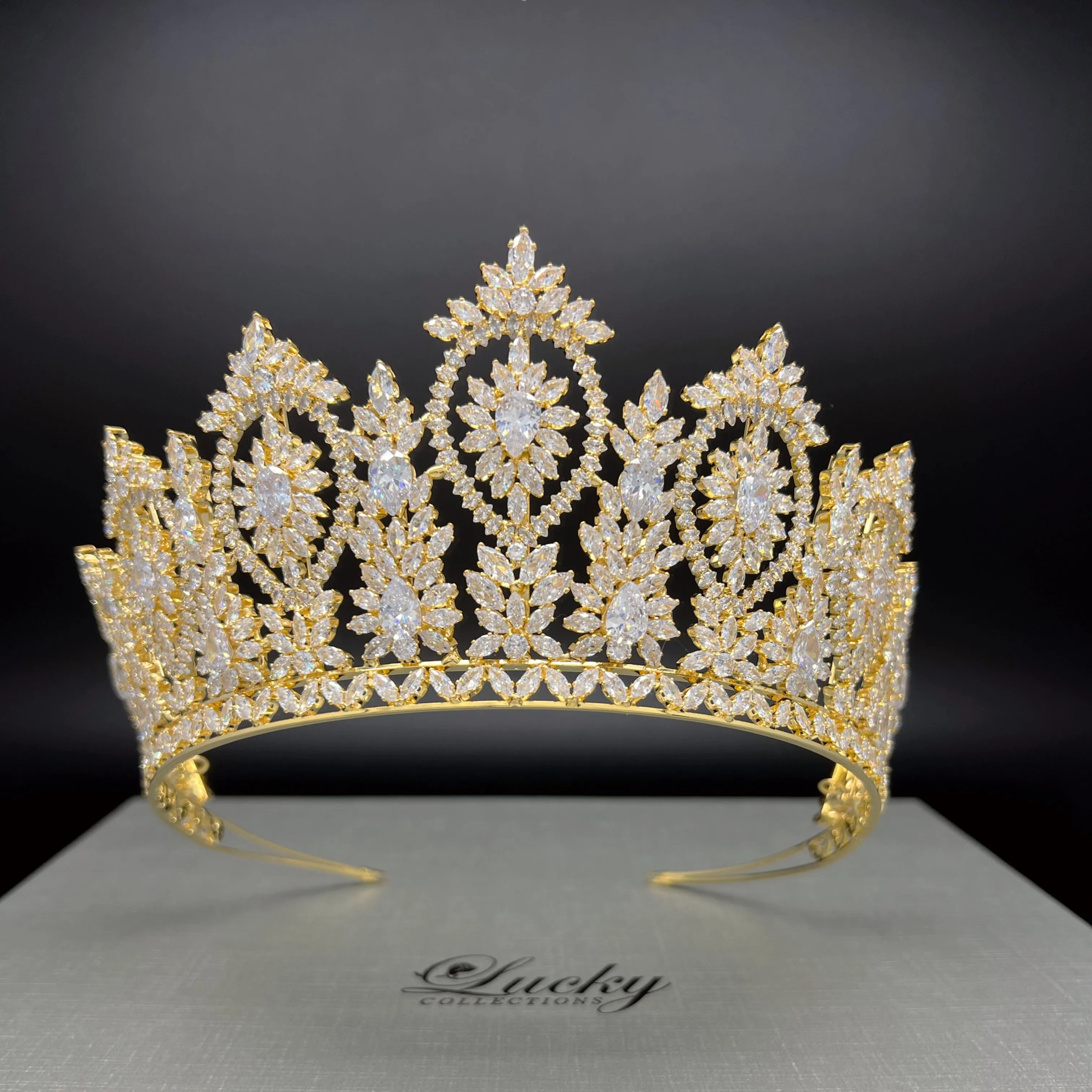 Tiara with Finest of Diamond Like Sparkles, Iconic Zirconia