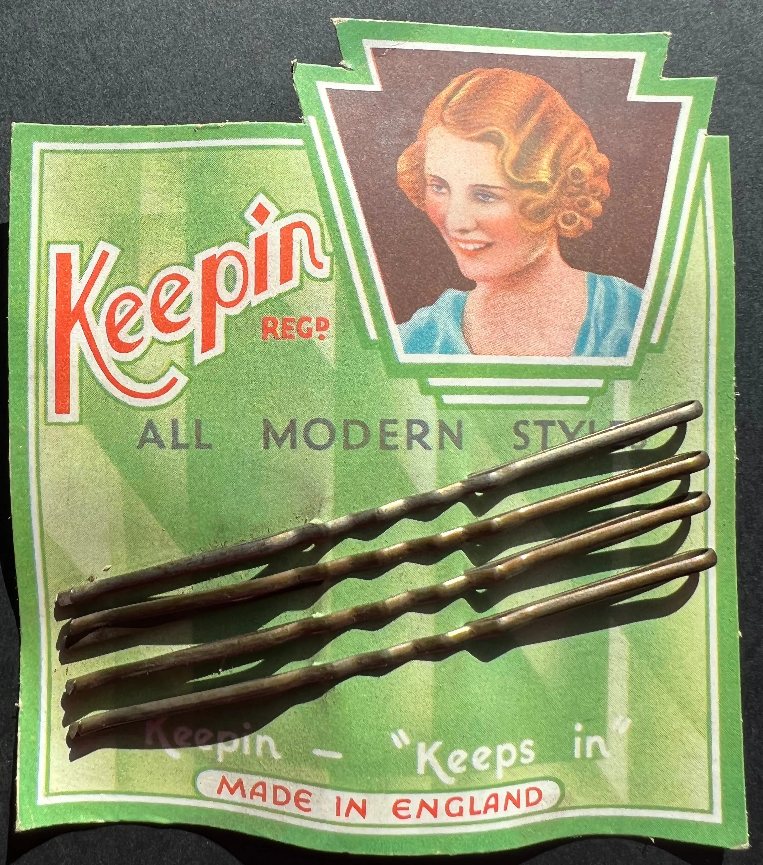 Very Deco Display Card for 1920s "Keepin" Long Waved Hair pins