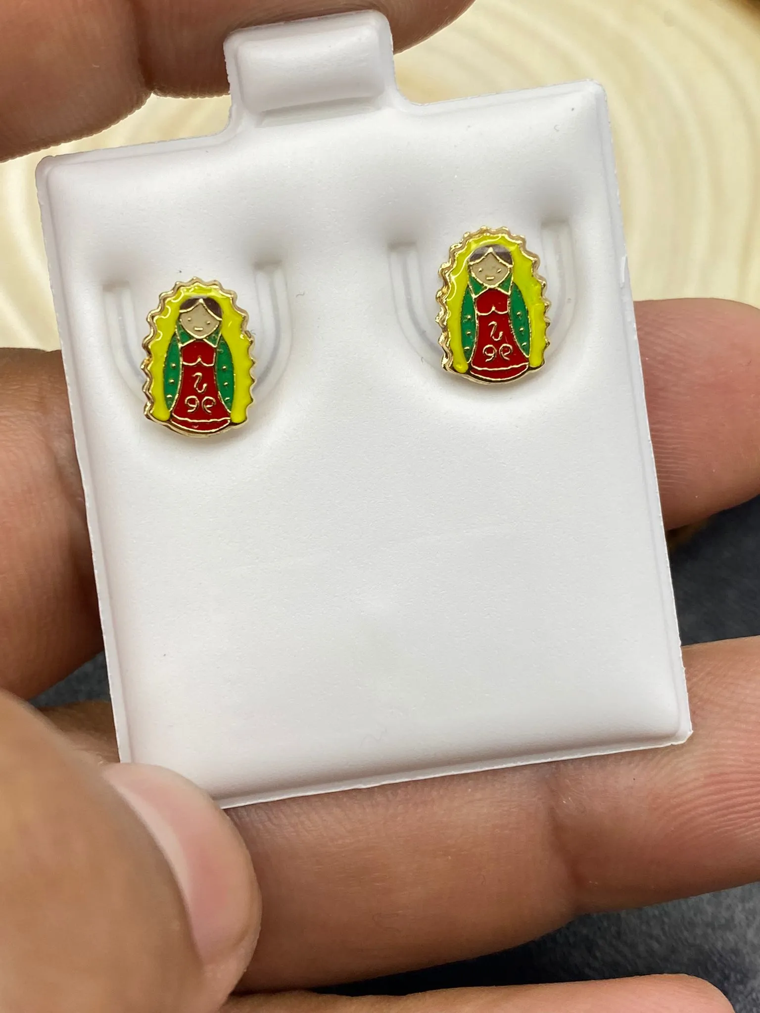 Virgen Guadalupe Aretes Pequeños Screw Back For Kids Baby Gifts Religious