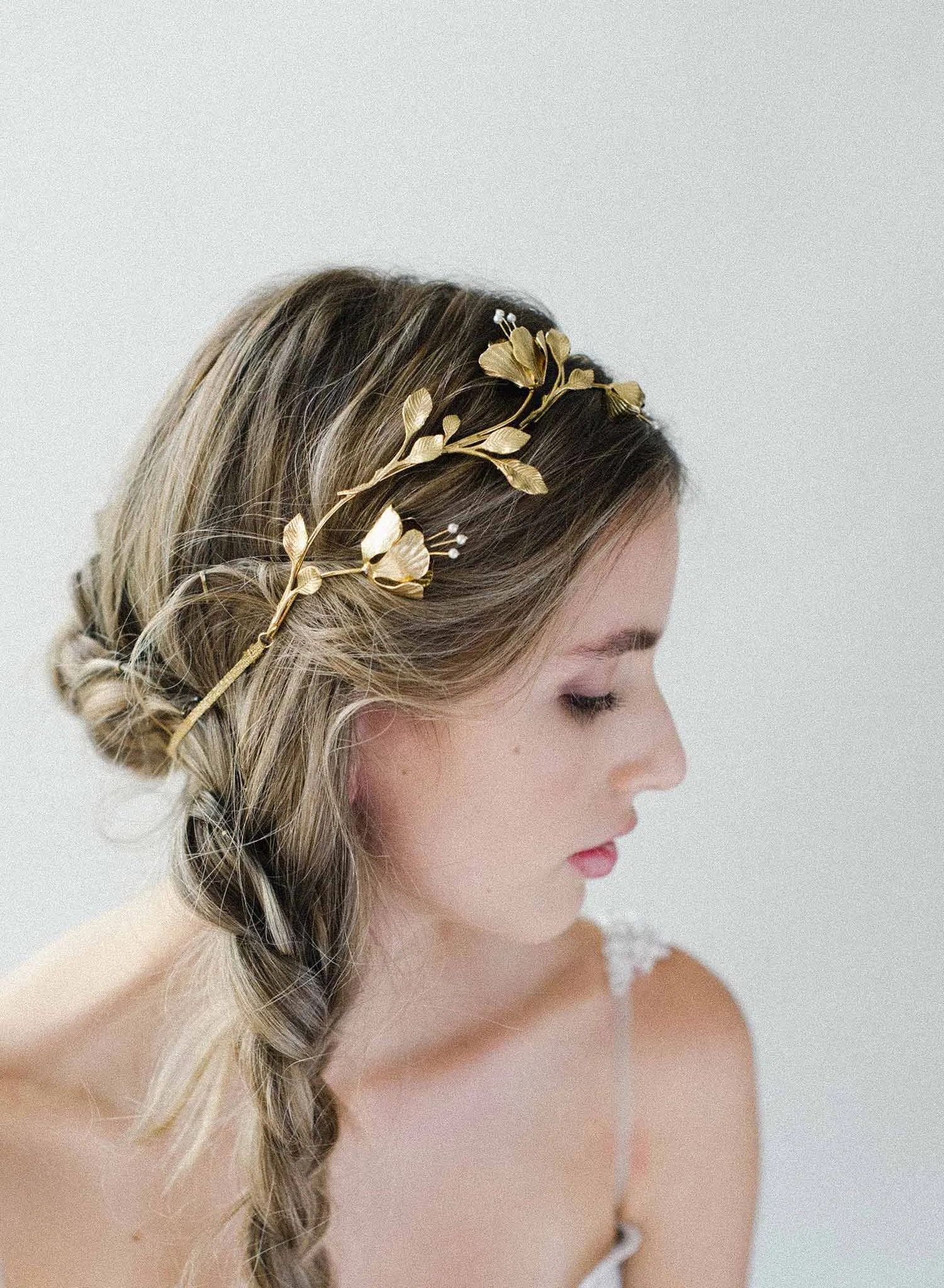 Winding bud and pearl branch headpiece - Style #2037